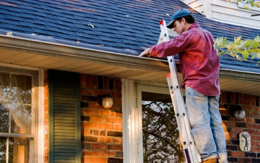Commercial roofing 7 Cedar Shakes and Shingles Roofing – Everything you need to know 003